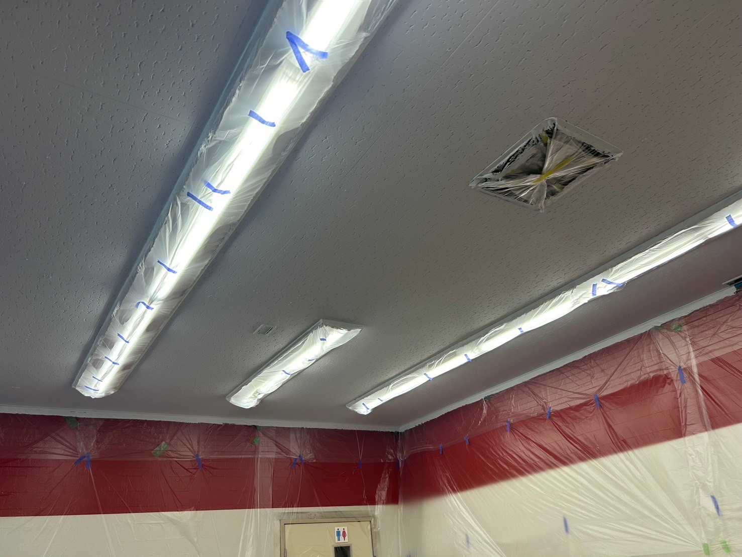 福山市店舗改装塗装工事の画像